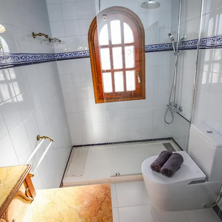 Nuba - Only Families Villa *